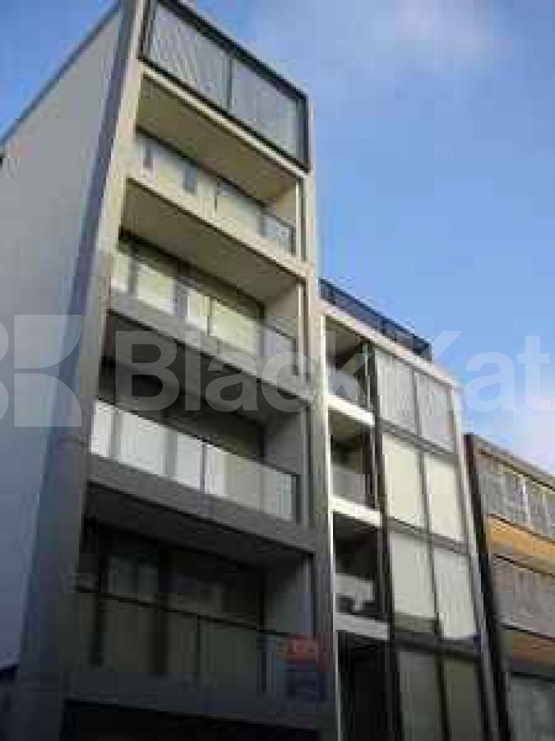 			UNDER OFFER, 2 Bedroom, 1 bath, 1 reception Apartment			 Waterson Street, SHOREDITCH